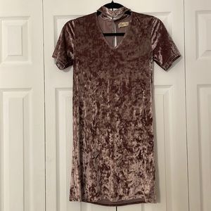 Hollister Choker Velvet Dress